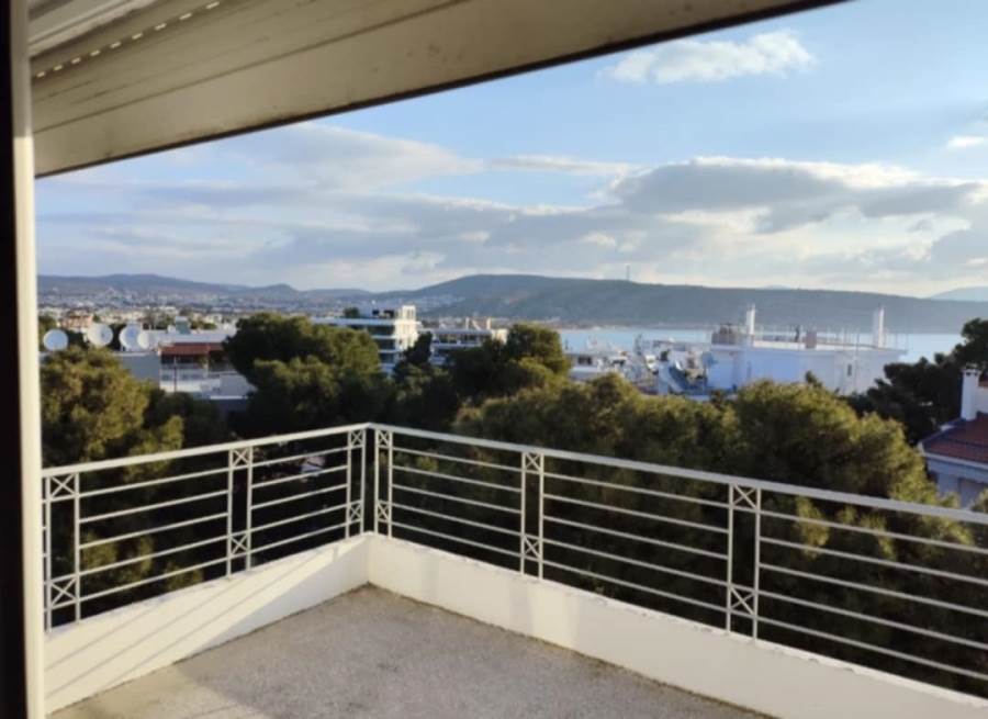 (For Sale) Residential Maisonette || East Attica/Vari-Varkiza - 145 Sq.m, 3 Bedrooms, 665.000€ 