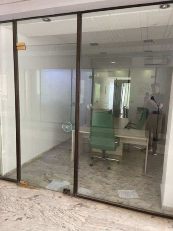 (Προς Ενοικίαση) Επαγγελματικός Χώρος Γραφείο || Αθήνα Νότια/Γλυφάδα - 21 τ.μ, 320€ 
