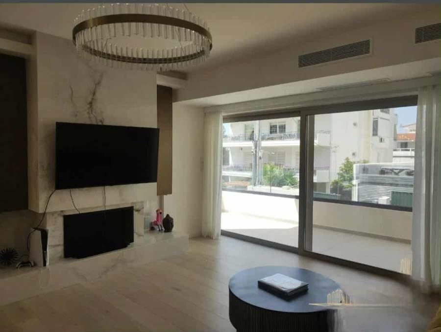 (For Sale) Residential Villa || East Attica/Voula - 260 Sq.m, 4 Bedrooms, 1.650.000€ 