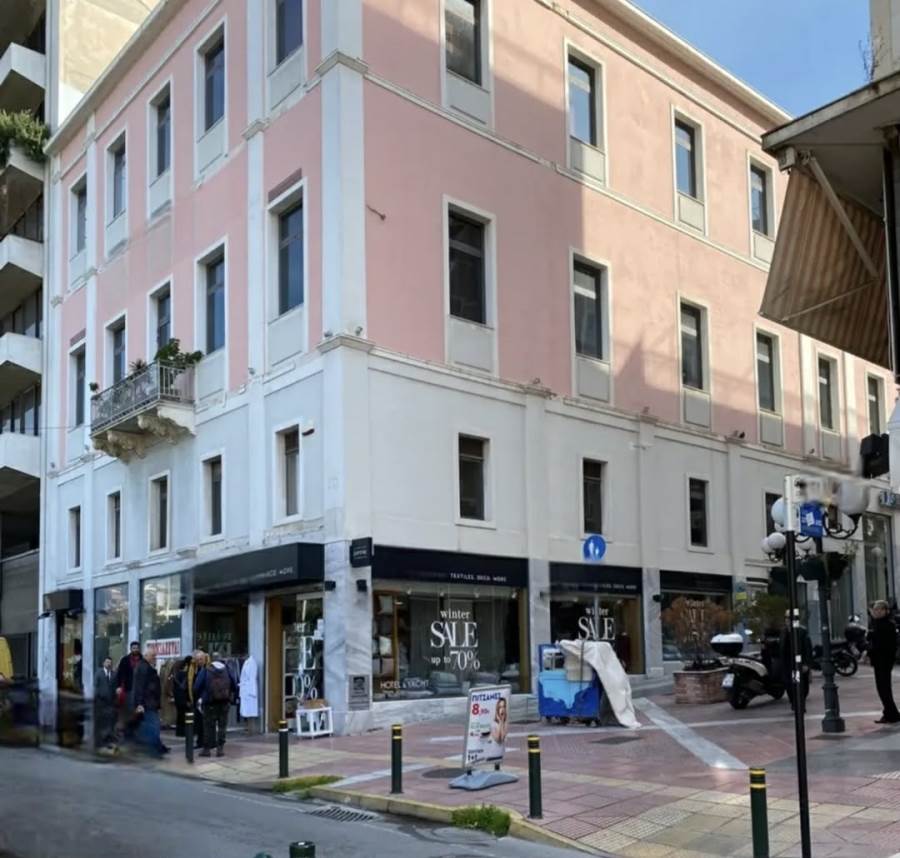 (Προς Πώληση) Επαγγελματικός Χώρος Κατάστημα || Πειραιάς/Πειραιάς - 230 τ.μ, 1.400.000€ 