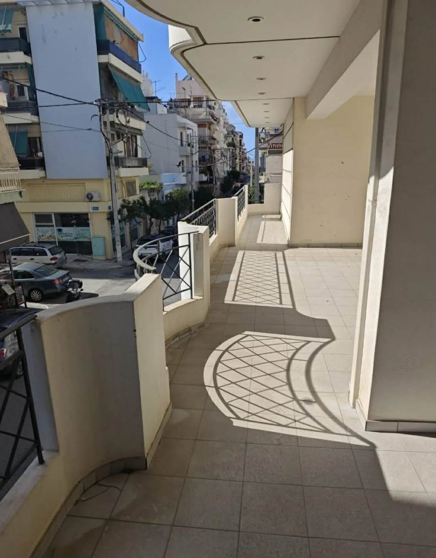 (Προς Πώληση) Κατοικία Οροφοδιαμέρισμα || Πειραιάς/Πειραιάς - 91 τ.μ, 2 Υ/Δ, 290.000€ 