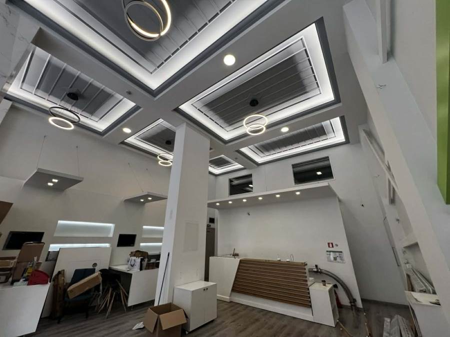 (Προς Ενοικίαση) Επαγγελματικός Χώρος Κατάστημα || Αθήνα Κέντρο/Αθήνα - 365 τ.μ, 9.000€ 