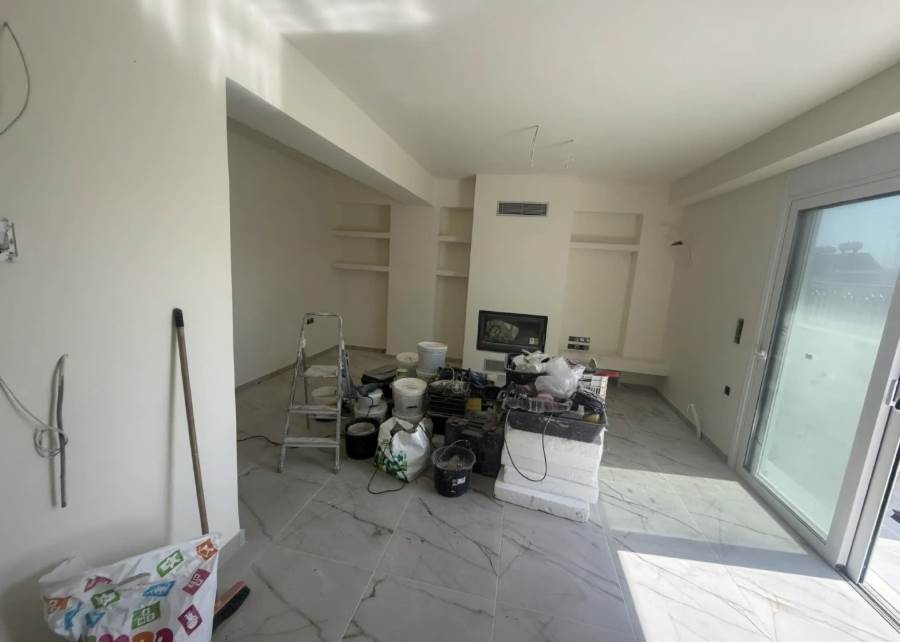 (Προς Πώληση) Κατοικία Μεζονέτα || Πειραιάς/Πειραιάς - 97 τ.μ, 3 Υ/Δ, 330.000€ 