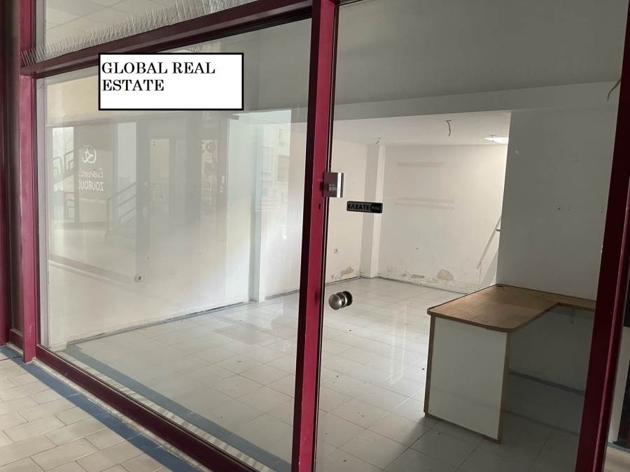 (Προς Ενοικίαση) Επαγγελματικός Χώρος Γραφείο || Αθήνα Νότια/Γλυφάδα - 25 τ.μ, 350€ 