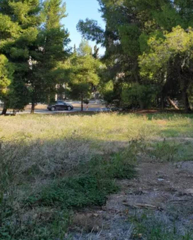 (Προς Πώληση) Αξιοποιήσιμη Γη Οικόπεδο || Ανατολική Αττική/Βουλιαγμένη - 860 τ.μ, 3.500.000€ 